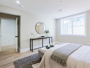54 South St 5, Medford MA 02155