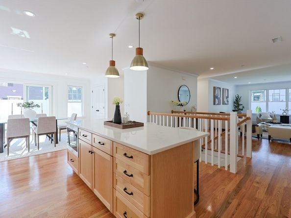 54 South St 5, Medford MA 02155