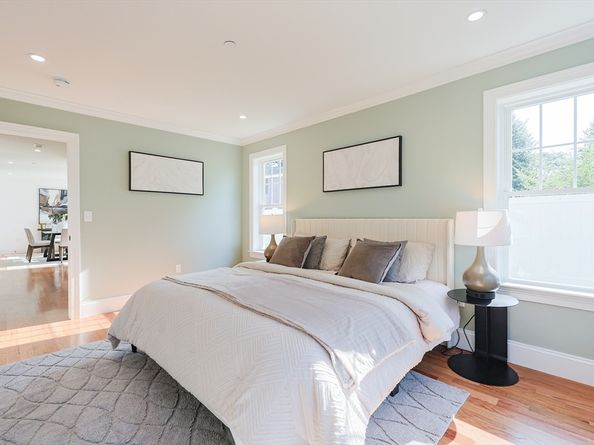 54 South St 5, Medford MA 02155