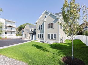 54 South St 5, Medford MA 02155