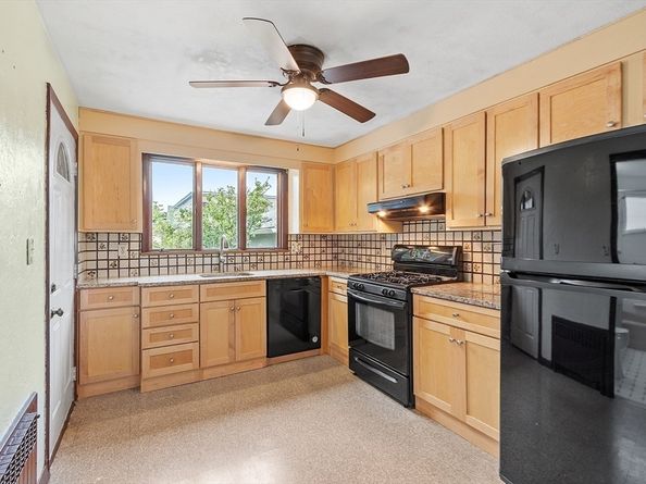 36 Florence St, Everett MA 02149