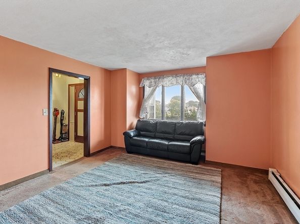 36 Florence St, Everett MA 02149