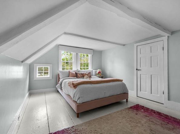 180-186 Elm Street, Hanover MA 02339