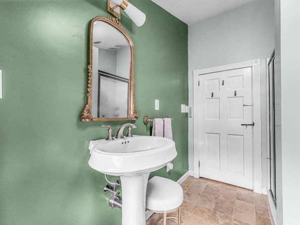 180-186 Elm Street, Hanover MA 02339