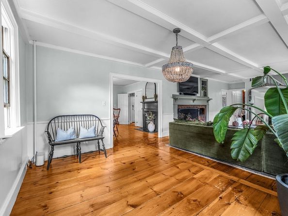 180-186 Elm Street, Hanover MA 02339