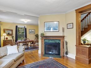 6 Moore Ave, Worcester MA 01602