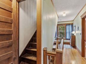6 Moore Ave, Worcester MA 01602
