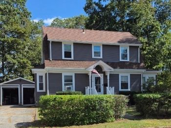 28 Fern Ave