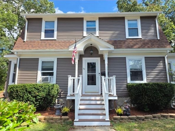 28 Fern Ave, Brockton MA 02301