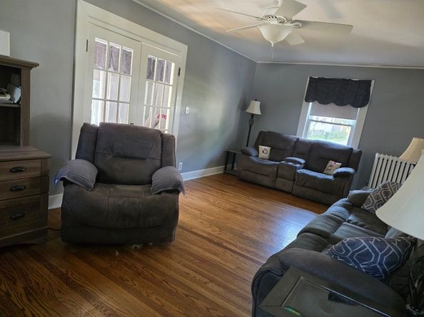 28 Fern Ave, Brockton MA 02301