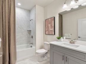 2 Stratton Drive 1109, Woburn MA 01801