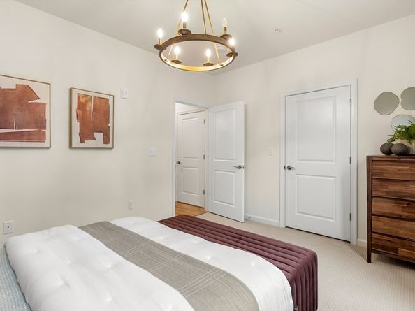 2 Stratton Drive 1109, Woburn MA 01801