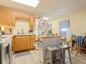 31-37 Leicester St, Oxford MA 01537