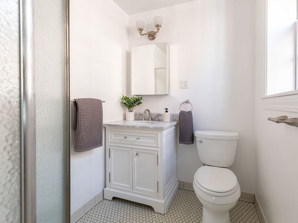 140 Charles St 2, Boston MA 02114