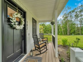 182 Sheldon Rd, Fitchburg MA 01420