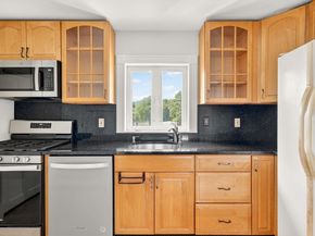 5 Eldridge Rd 3, Boston MA 02130