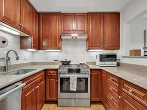 318 Rindge Ave 103, Cambridge MA 02140