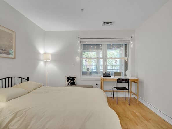 318 Rindge Ave 103, Cambridge MA 02140