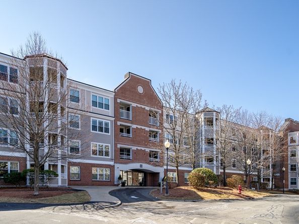318 Rindge Ave 103, Cambridge MA 02140