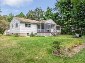 1170 Livingston St, Tewksbury MA 01876