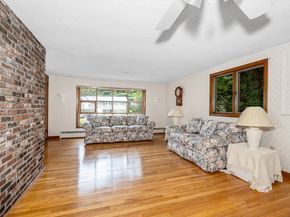 1170 Livingston St, Tewksbury MA 01876