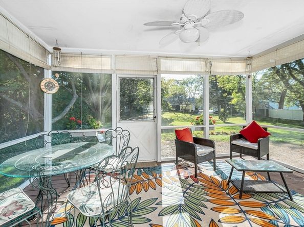 1170 Livingston St, Tewksbury MA 01876