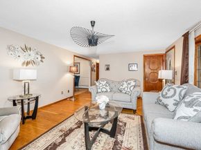 1170 Livingston St, Tewksbury MA 01876