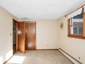 1170 Livingston St, Tewksbury MA 01876