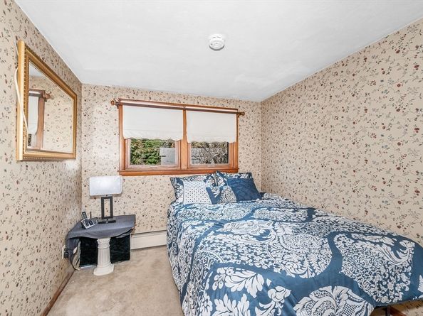 1170 Livingston St, Tewksbury MA 01876