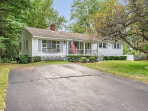 1170 Livingston St, Tewksbury MA 01876