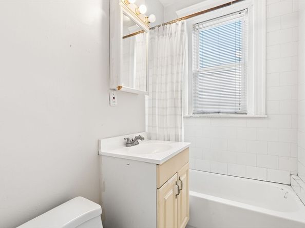 1691 Commonwealth Ave 31, Boston MA 02135