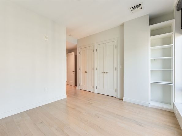 133 Seaport Blvd 2112, Boston MA 02210