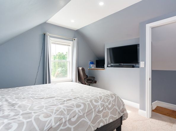 59 Lawrence St, Milford MA 01757