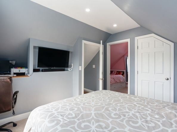 59 Lawrence St, Milford MA 01757