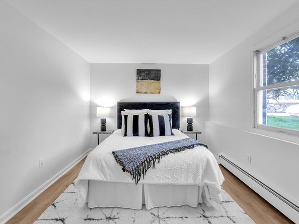 25 Pine St B, Canton MA 02021