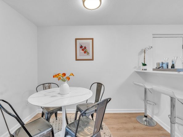 25 Pine St B, Canton MA 02021