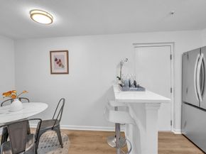 25 Pine St B, Canton MA 02021