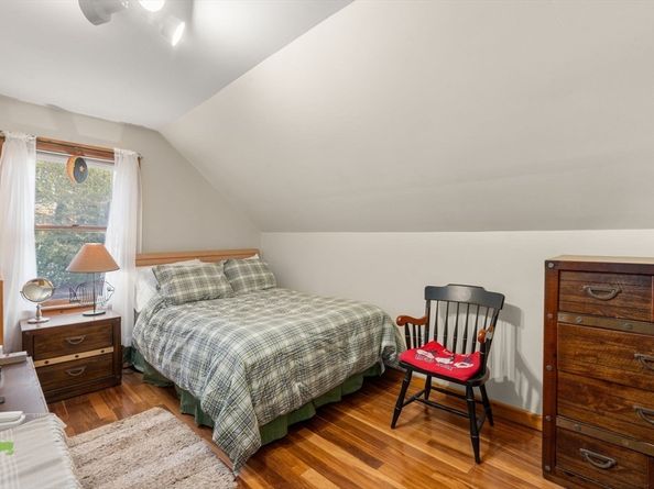430 E 8th St, Boston MA 02127