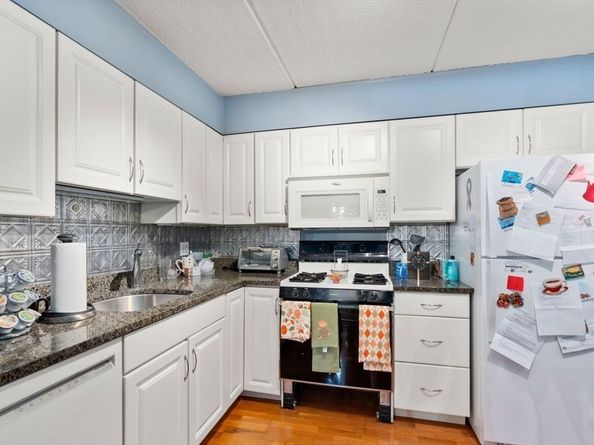 1500 Worcester Road 202, Framingham MA 01702