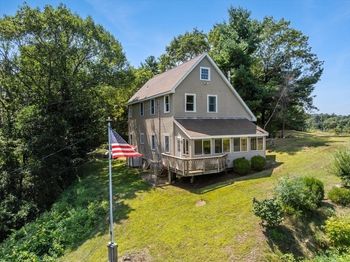 64 Richards Ave