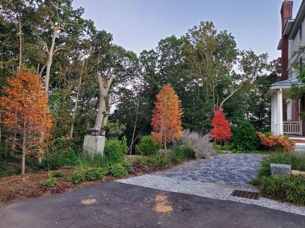 34 Pilgrim Rd, Newton MA 02468