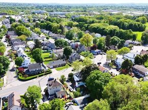 654 Main St, Watertown MA 02472
