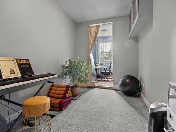 238 S Huntington Ave 1, Boston MA 02130