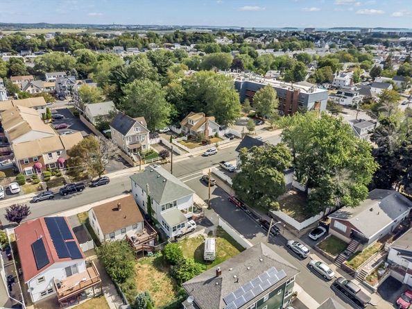 60 Essex St, Revere MA 02151