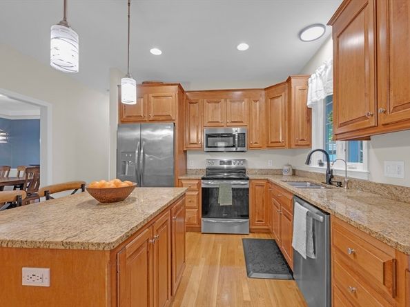 101 Mcgilpin Rd, Sturbridge MA 01566