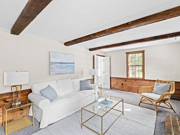 15 Presidents Rd, Hingham MA 02043