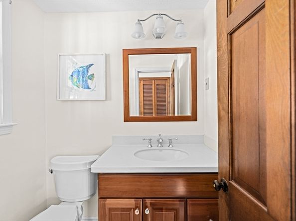 15 Presidents Rd, Hingham MA 02043