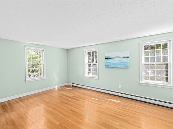 15 Presidents Rd, Hingham MA 02043