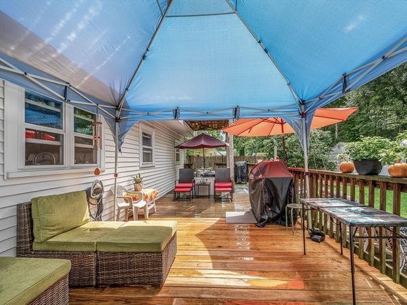 52 Boyle Rd, Brockton MA 02302