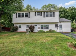 52 Boyle Rd, Brockton MA 02302